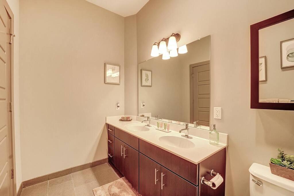 Apartamento Huge 2 Bed 2 Bath Easy Ride To Nyc & Parking Hackensack Exterior foto
